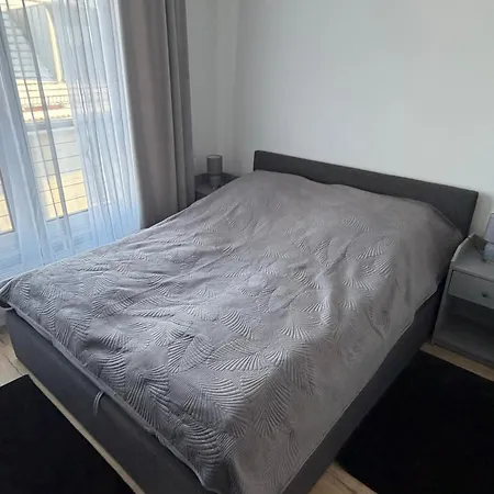 Skarbowa 1 A Lux 3 & Parking Апартаменти Лешно
