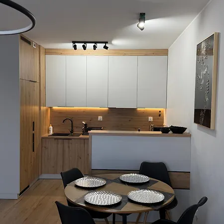 Skarbowa 1 A Lux 3&parking Apartament *